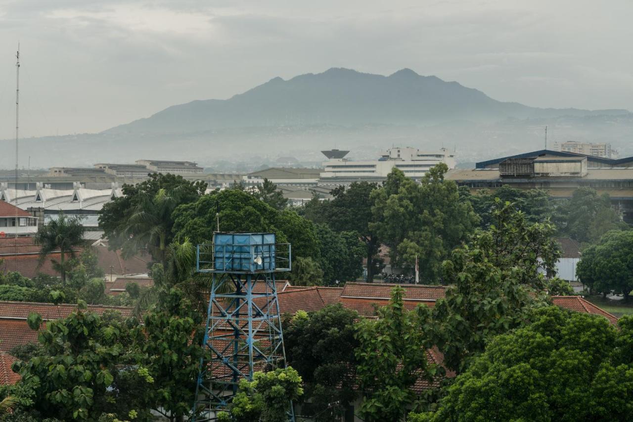 A Pousada Temmu Co-Living Bandung Exterior foto